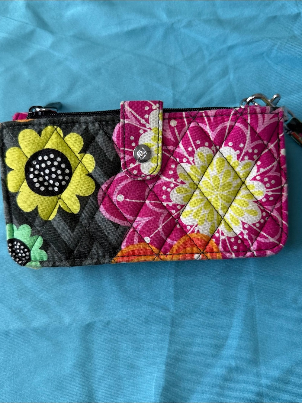 Vera Bradley Quilted Floral Floral & Chevron All In One Wristlet Wallet